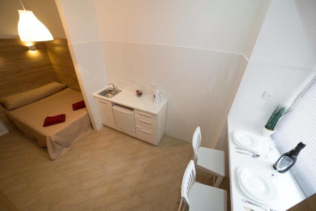Apartment On Filatova 10/1 Lviv Exterior foto